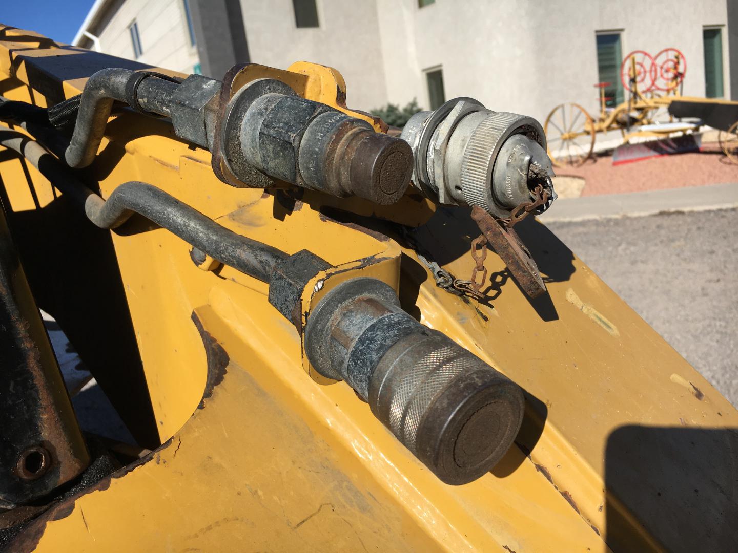 ./imagenes/INVOICE/2019/16562/MINICARGADOR CAT 252B3 (19).JPG